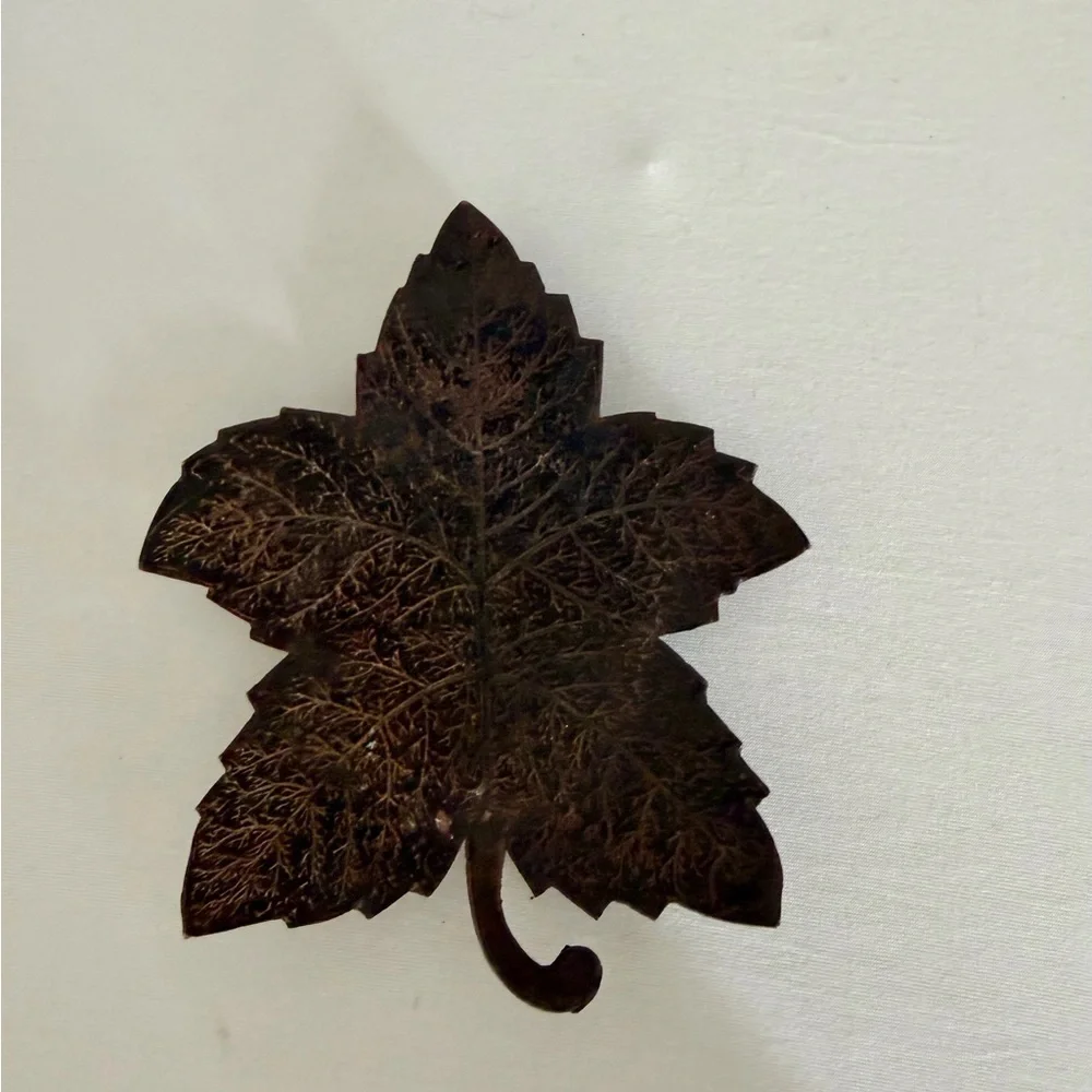 Metal Leaf Spoon Holder